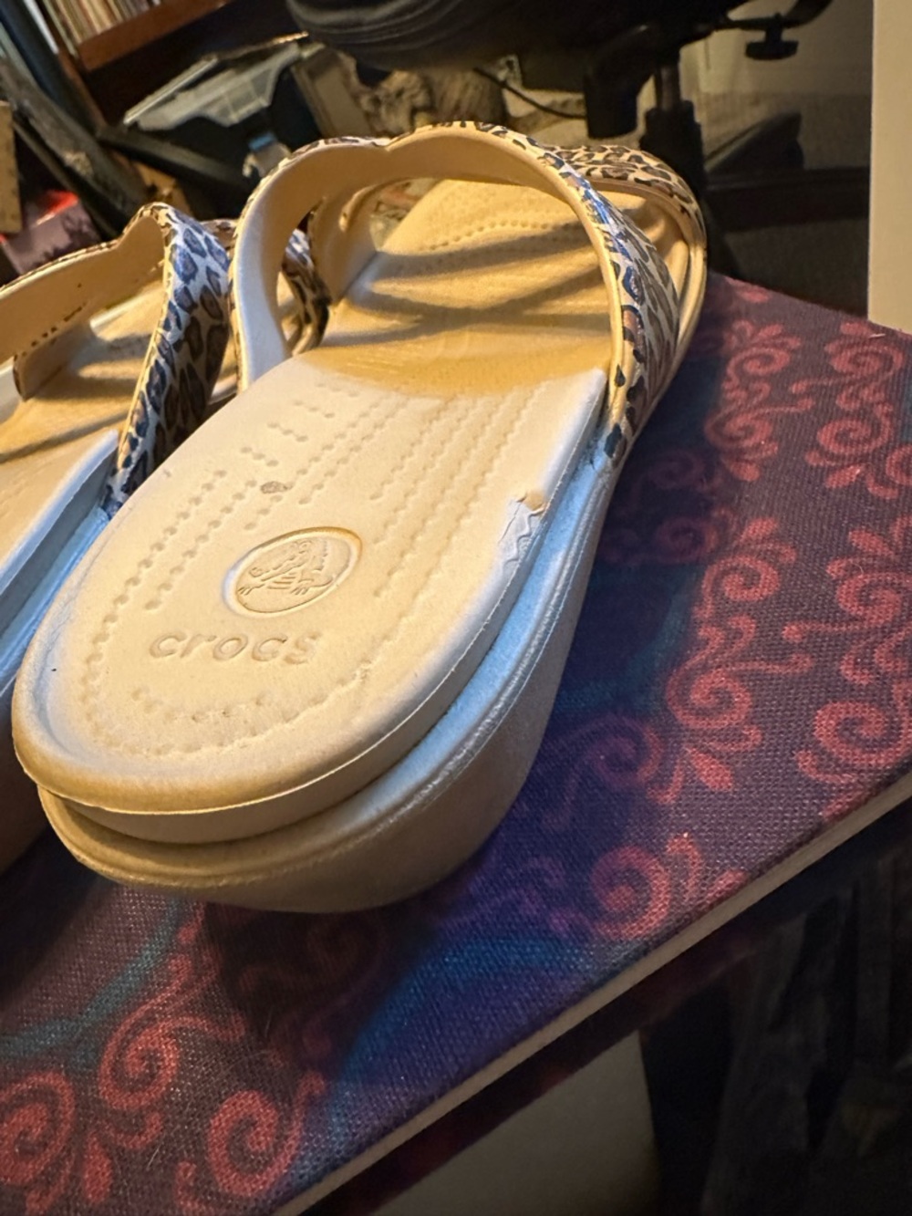 CROCS Women’s Leopard Print Wedge Sandals - Tan - Picture 7 of 8